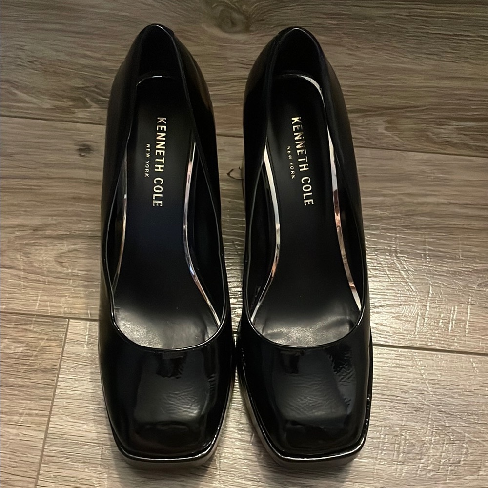 Kenneth Cole Women's Black Heels